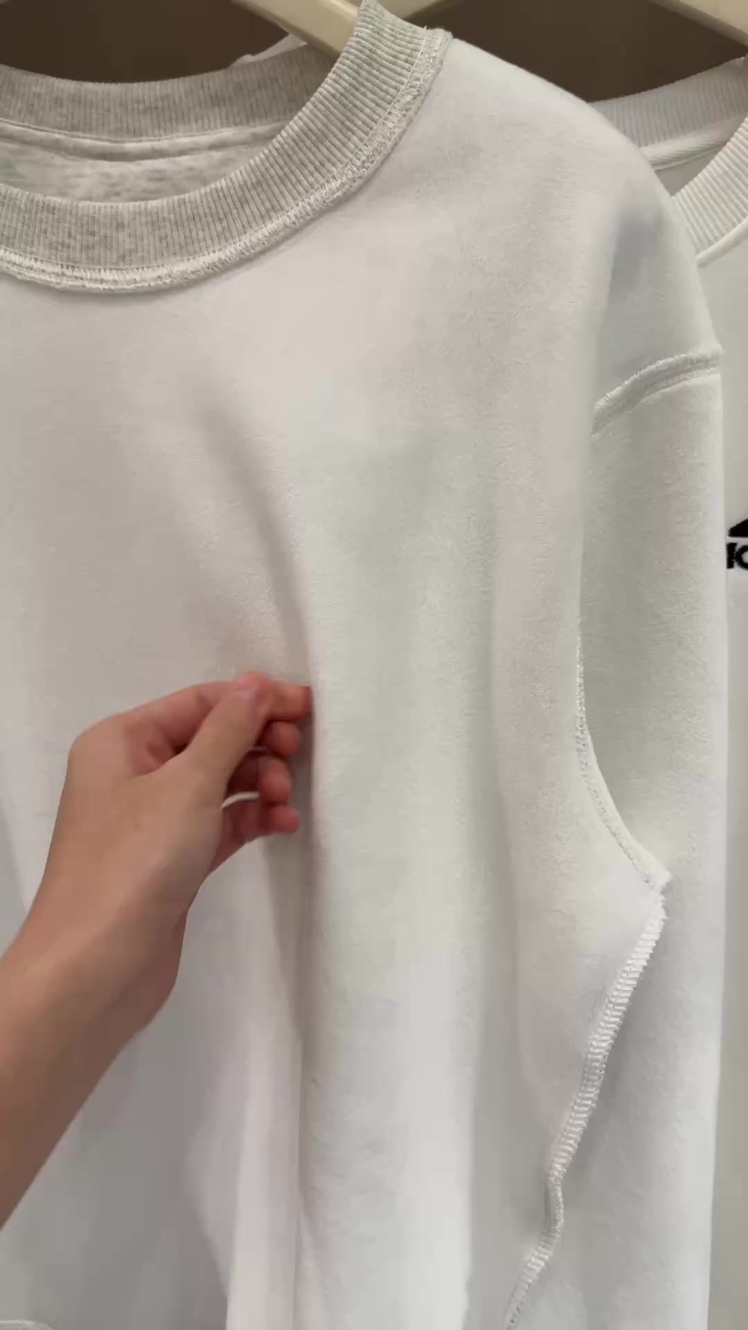 Adidas — סווטשירט · A2825 — תמונה 4