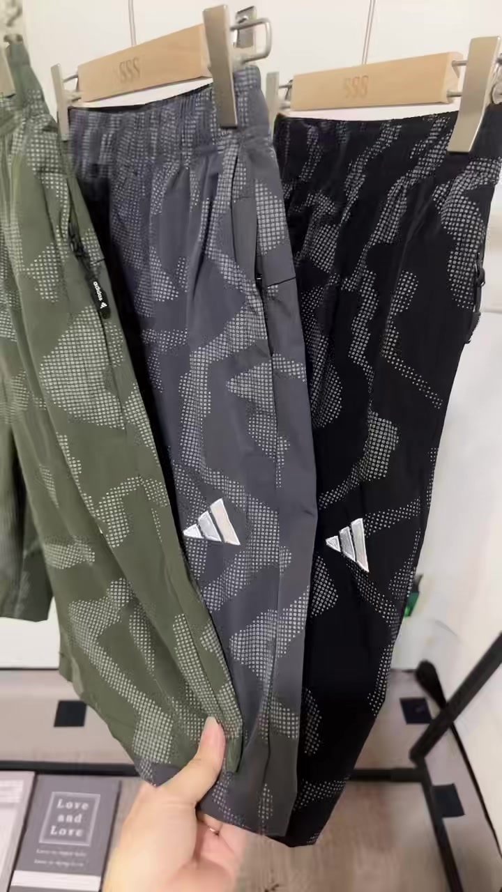 Adidas AOP Camo Short · A3261 — תמונה 2