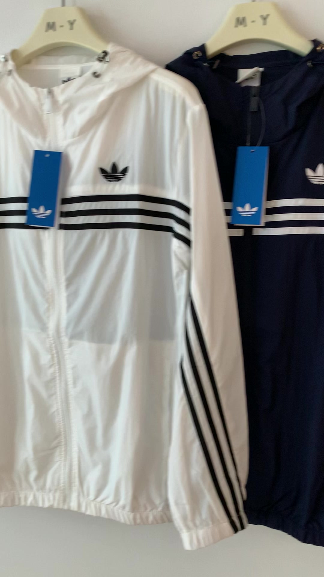 Adidas Chest Stripes Track Jacket · A3178 — תמונה 4