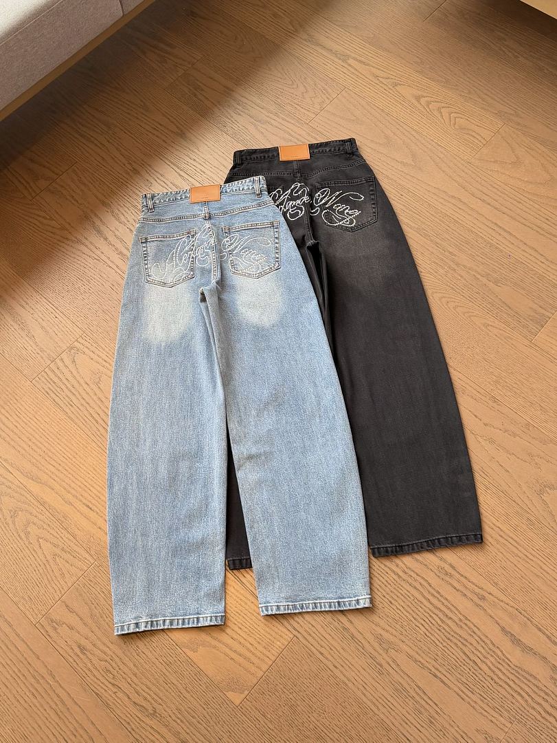 Alexander Wang Crystal Cursive Logo Blow Up · A3337 — תמונה 36