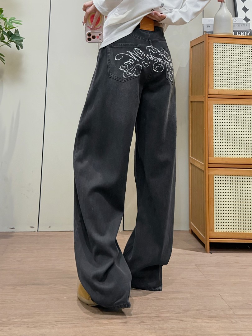 Alexander Wang Crystal Cursive Logo Blow Up · A3337 — תמונה 20