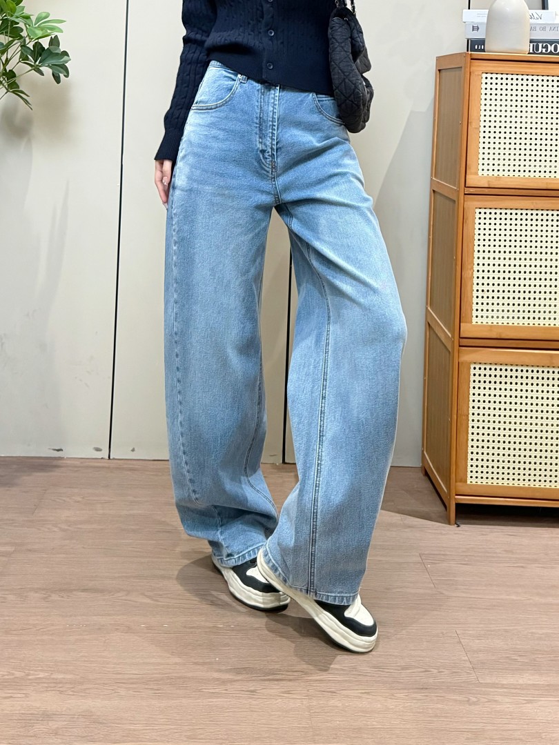 Alexander Wang Crystal Cursive Logo Blow Up · A3337 — תמונה 11