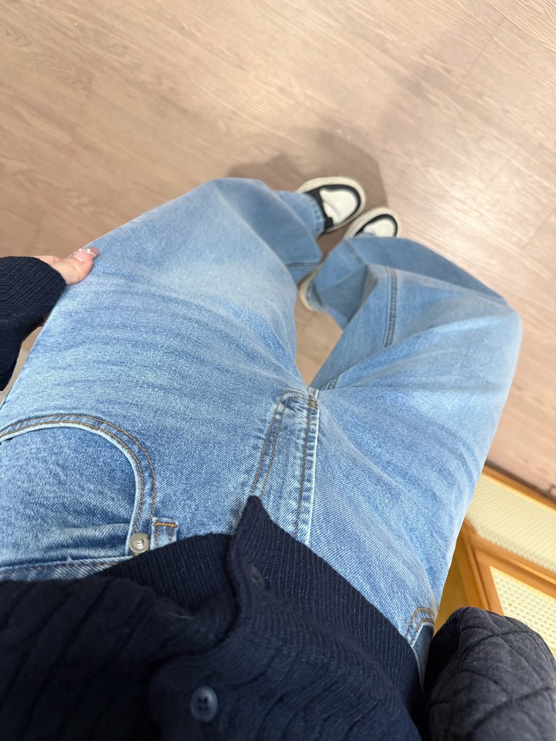 Alexander Wang Crystal Cursive Logo Blow Up · A3337 — תמונה 12