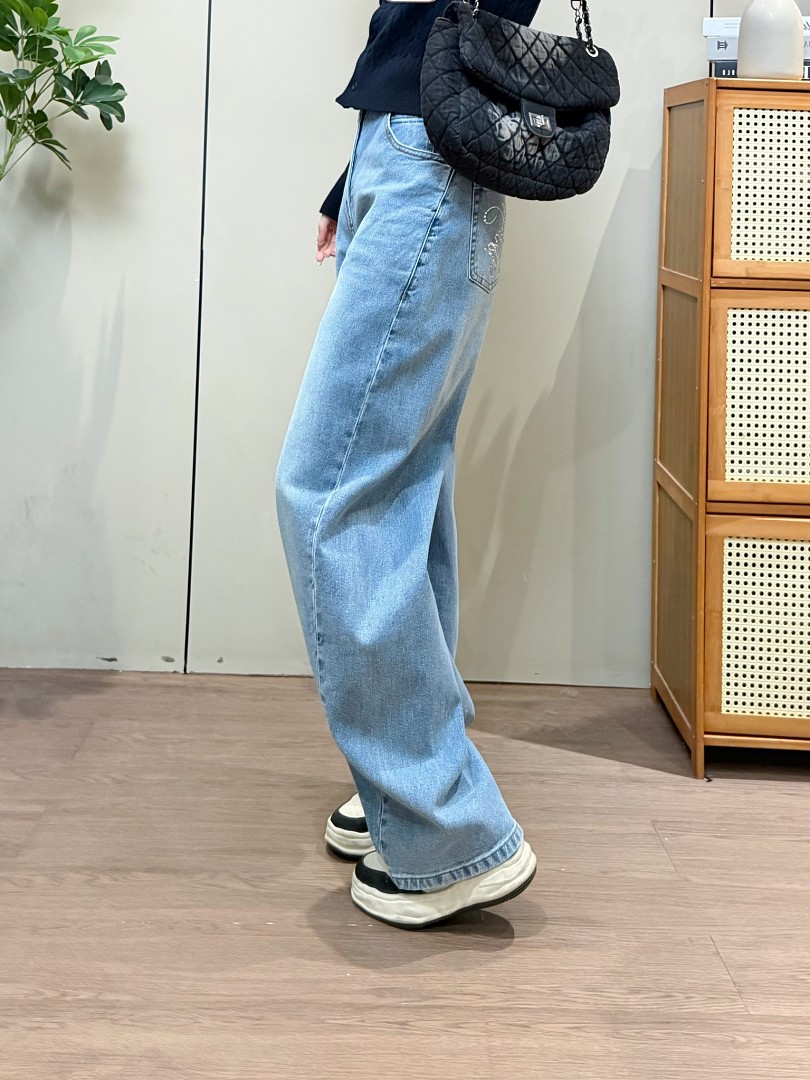 Alexander Wang Crystal Cursive Logo Blow Up · A3337 — תמונה 13