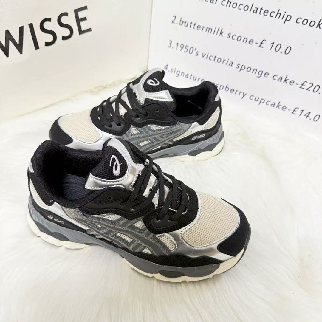 ASICS ZT10777
