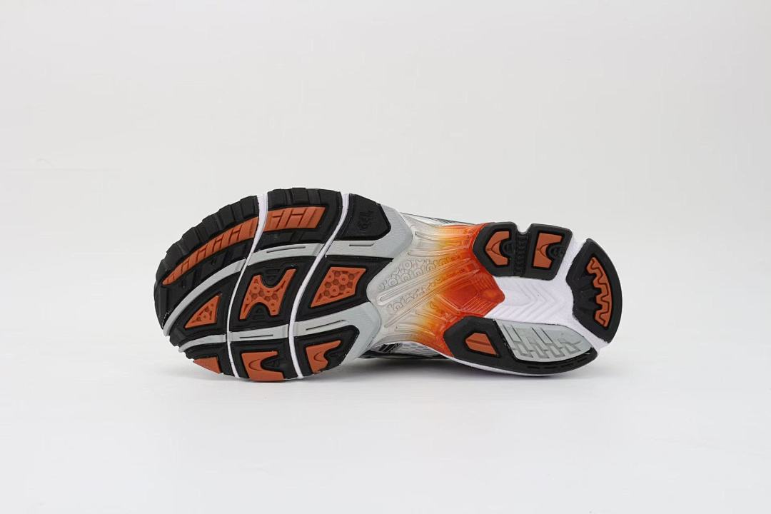 ASICS GEL-KAYANO 14 · 6070 — תמונה 13