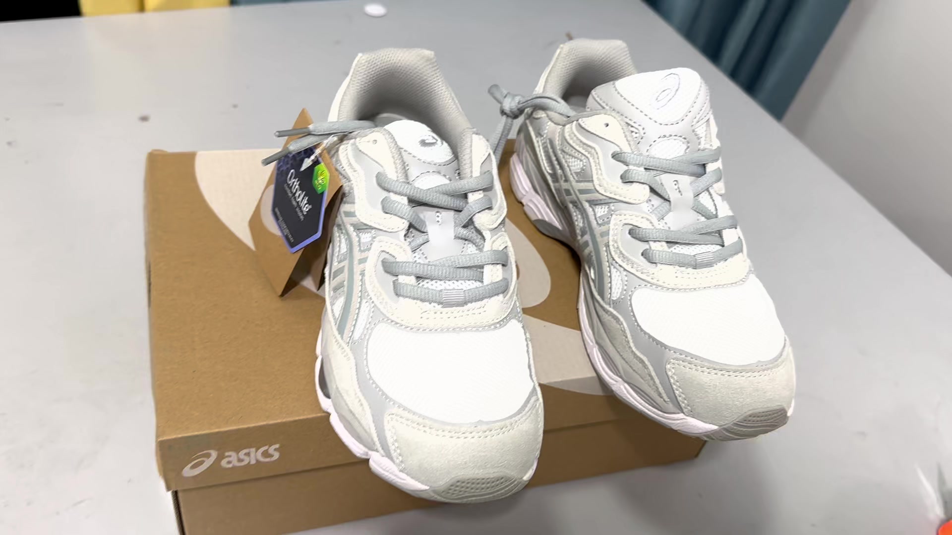 Asics GEL-KAYANO 14 · 5828 — תמונה 2