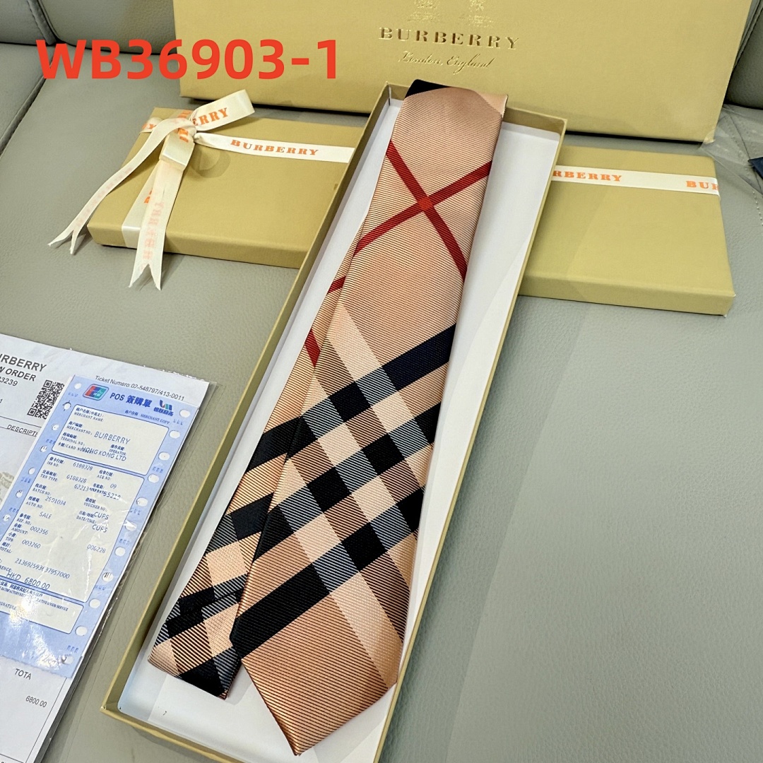 burberry WB36903