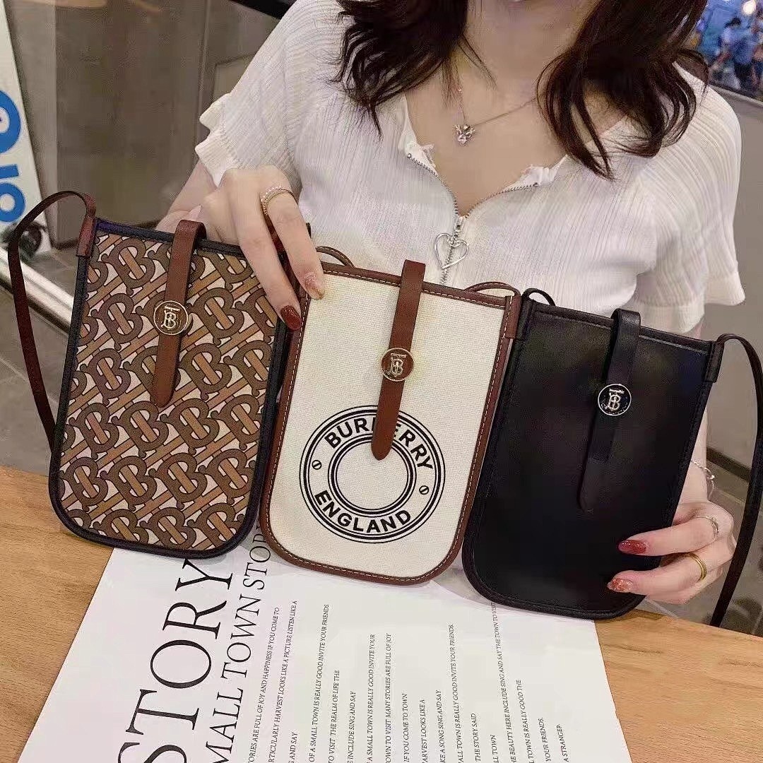 burberry WB39809