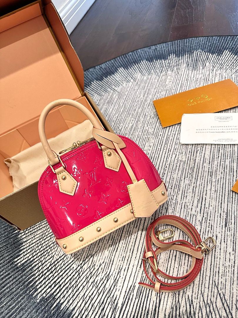Louis Vuitton Alma BB · ZT13733 — תמונה 17