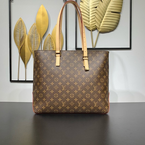 LV HE1353 $61.9