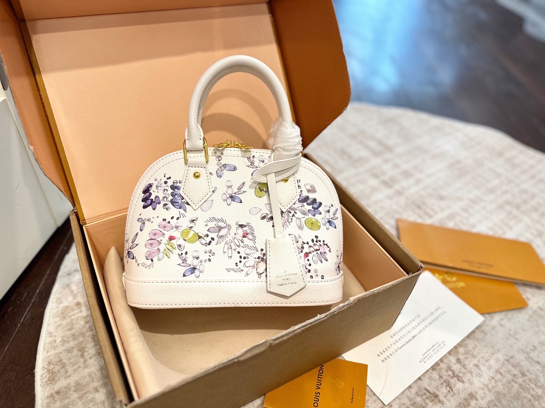 Louis Vuitton Alma BB · ZT13656 — תמונה 17