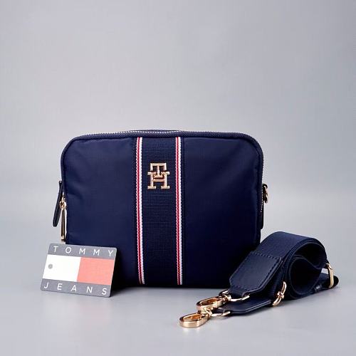 Tommy Hilfiger Signature Stripe Crossbody Bag · ZT13754