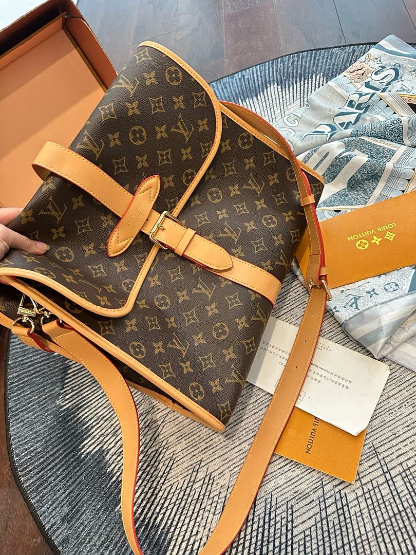 Louis Vuitton Saumur · ZT13996 — תמונה 8