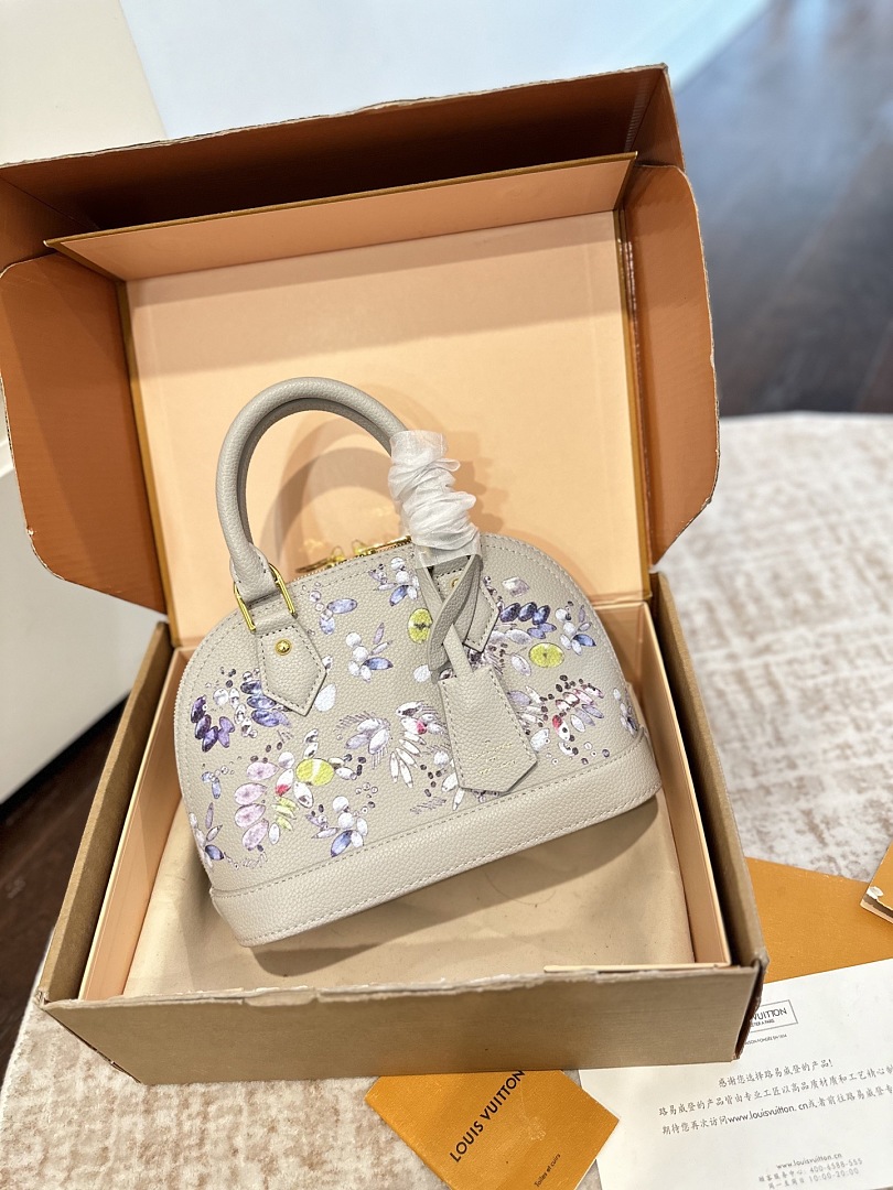 Louis Vuitton Alma BB · ZT13656 — תמונה 19