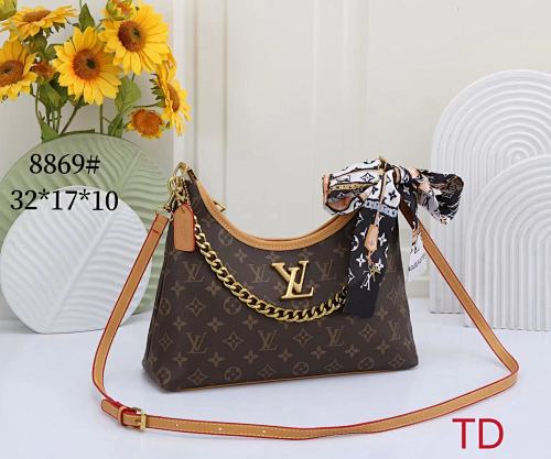 LV ZT9699