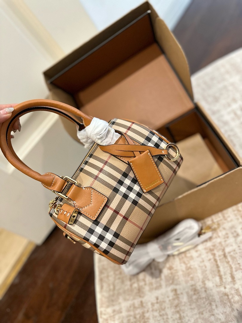 Burberry Check Bowling Bag · ZT13992 — תמונה 18