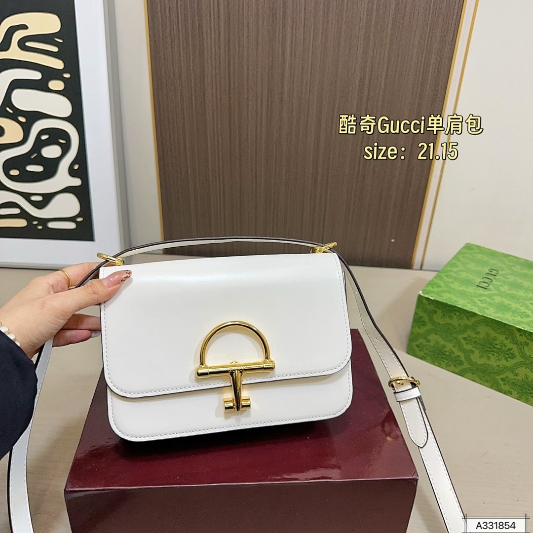 GUCCI HE8212