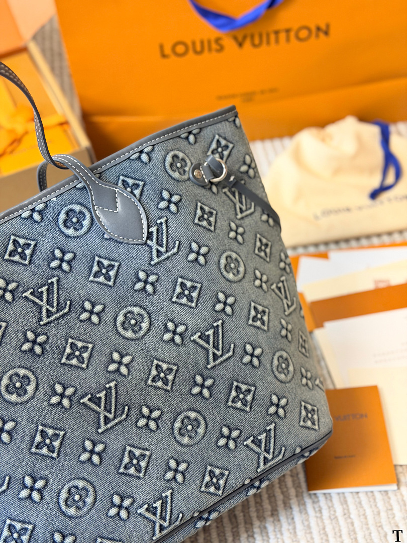 Louis Vuitton Neverfull MM · ZT13681 — תמונה 9