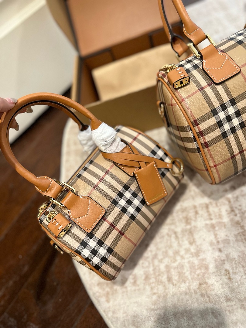 Burberry Check Bowling Bag · ZT13992 — תמונה 17