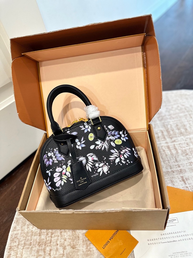 Louis Vuitton Alma BB · ZT13656 — תמונה 15