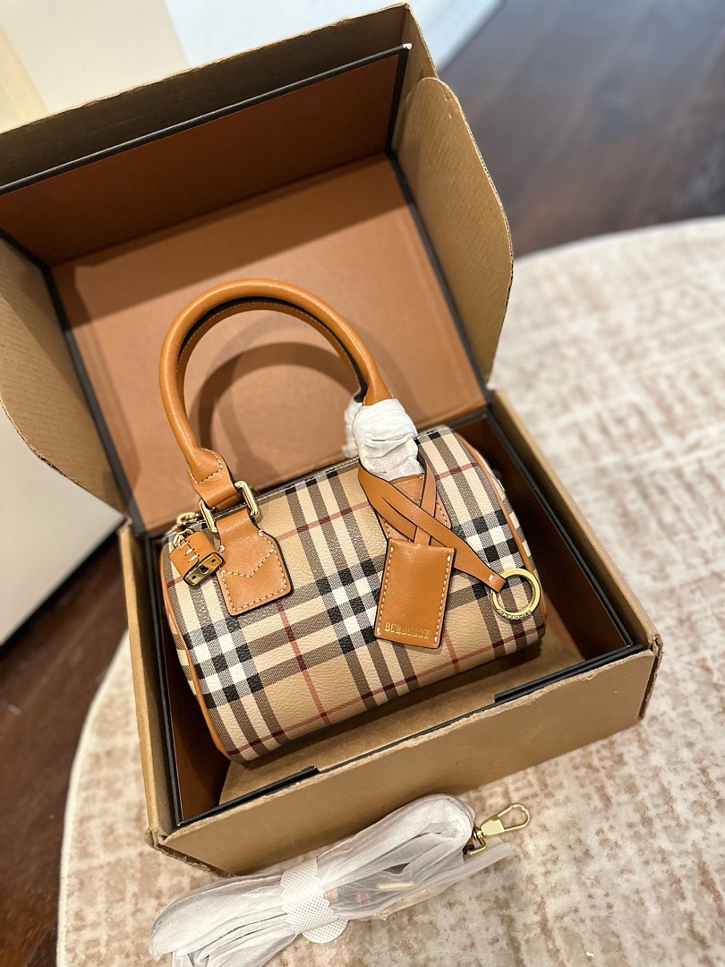 Burberry Check Bowling Bag · ZT13992 — תמונה 20