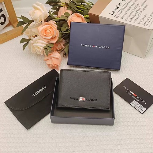 Tommy Hilfiger Bifold Leather Wallet · ZT13861