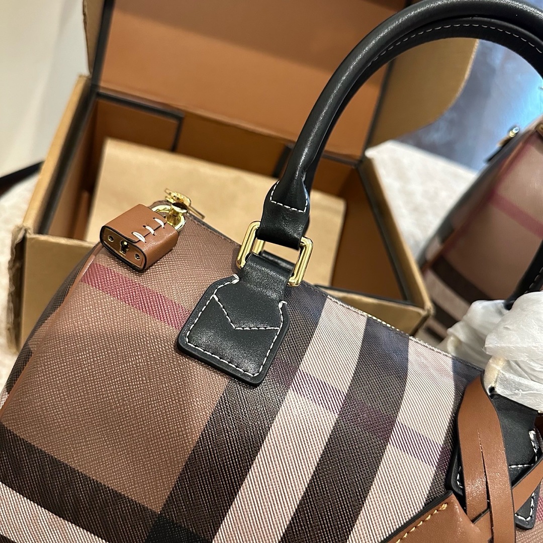 Burberry Check Bowling Bag · ZT13992 — תמונה 24