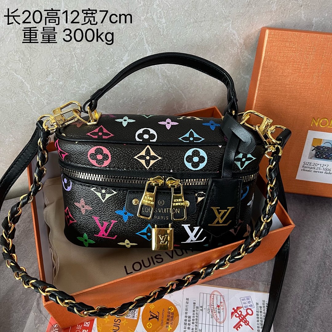 LV HE7668