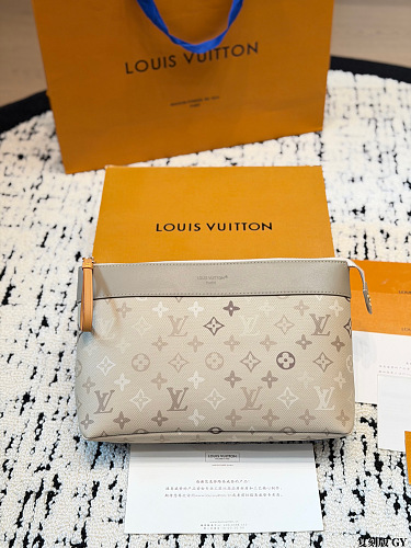 LV ZT13575