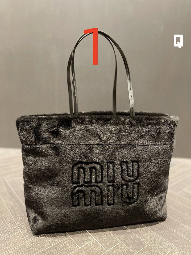 MIUMIU ZT11673