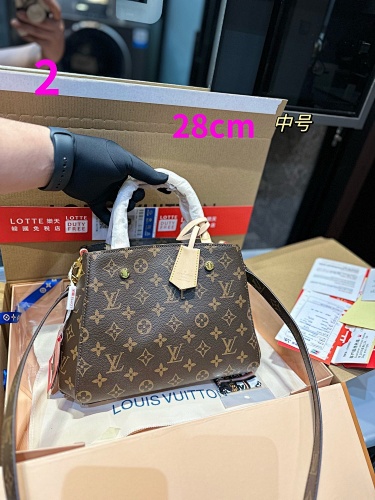 LV- HE5334 $58.33