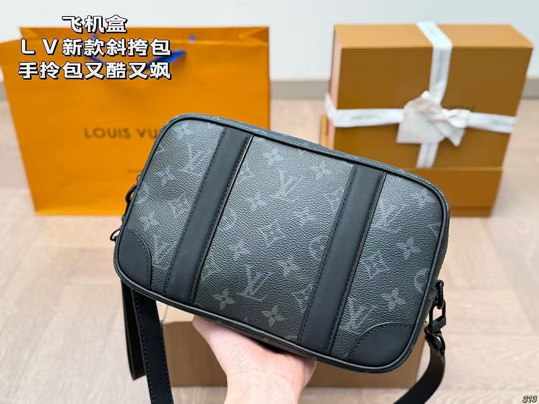 LV  ZT14257