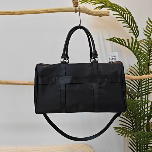PRADA HE7553