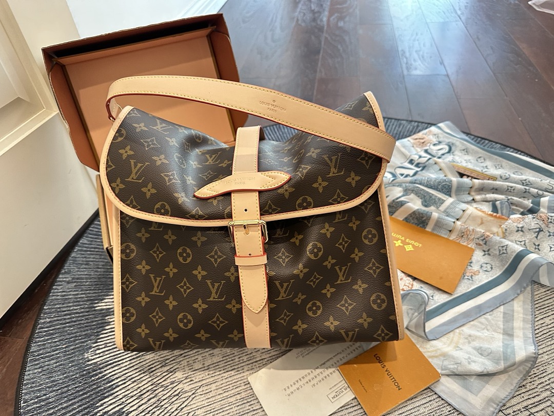 Louis Vuitton Saumur · ZT13996 — תמונה 12