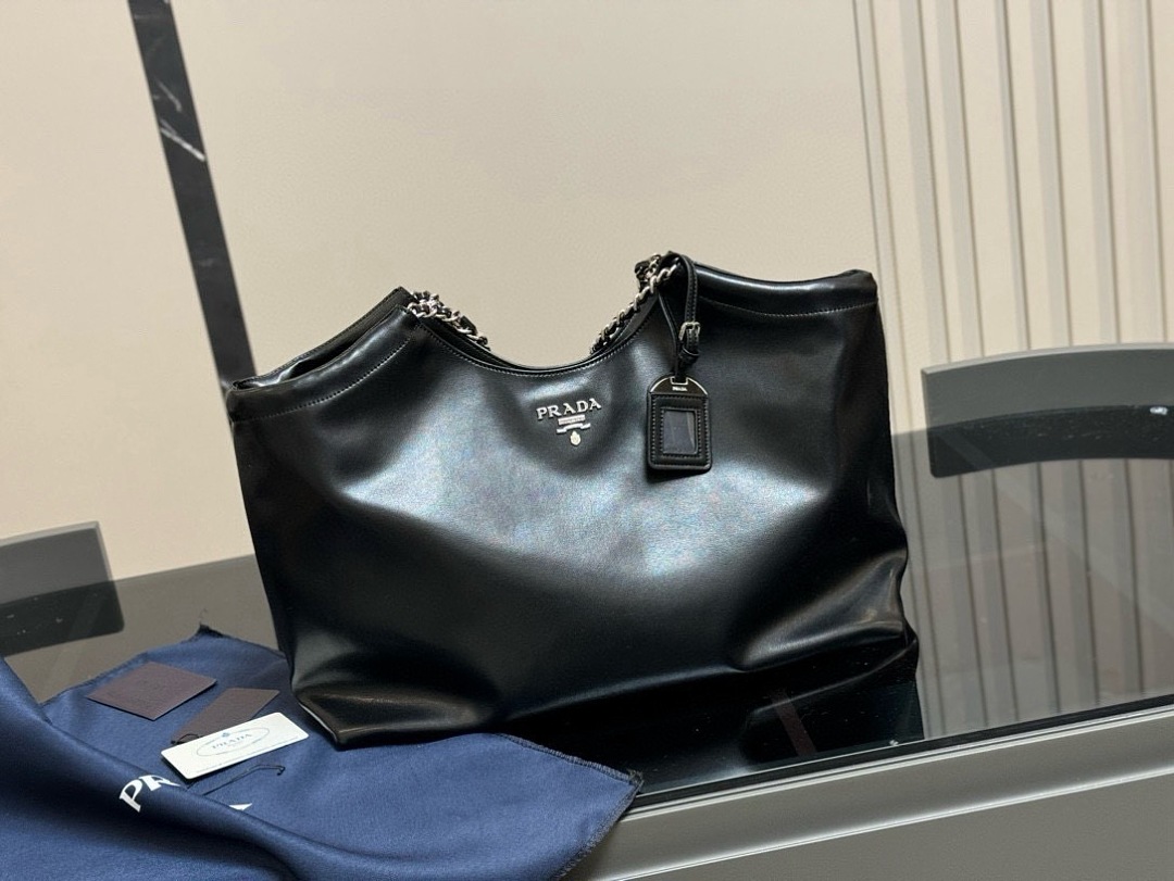 Prada Soft Calf Chain Tote · ZT13660