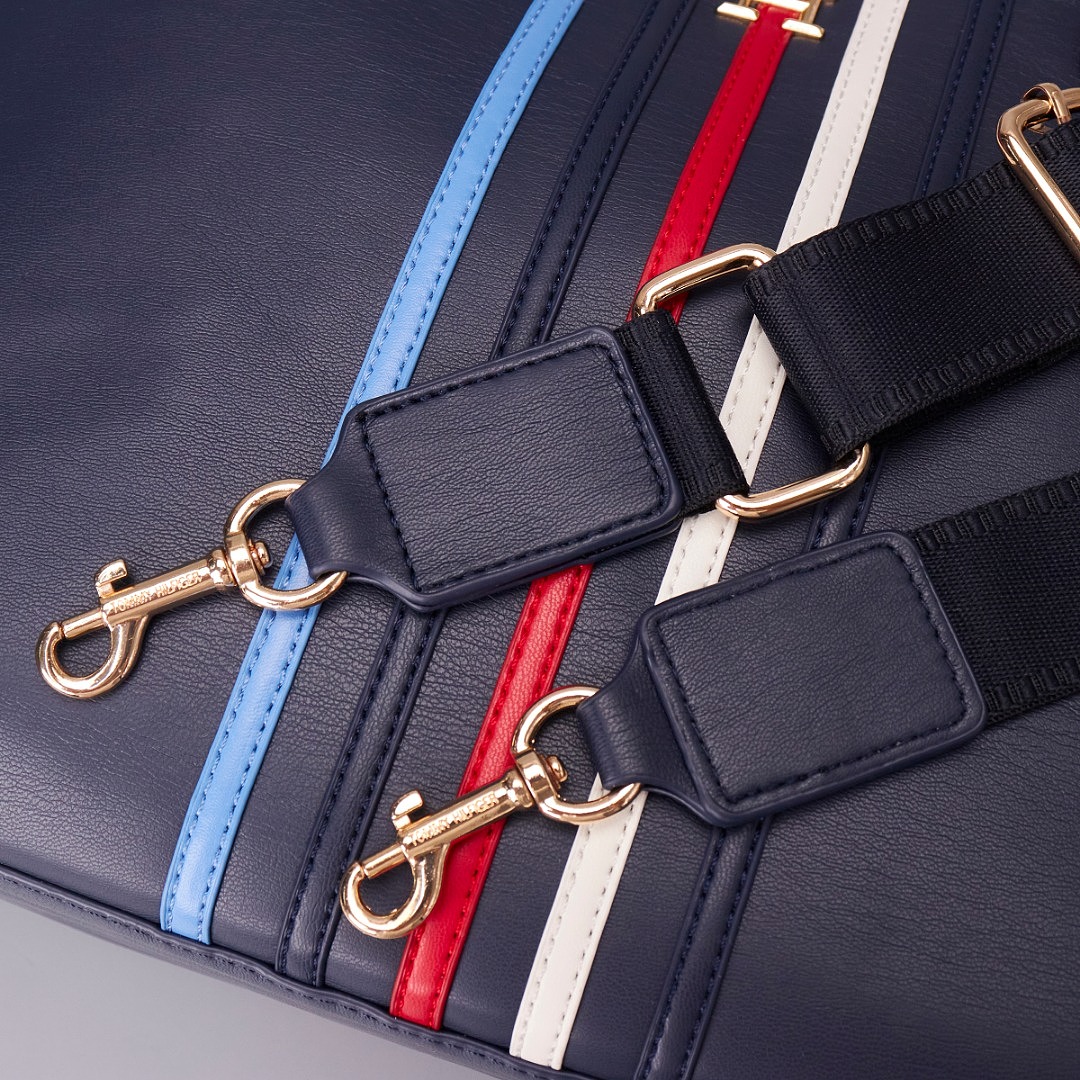 Tommy Hilfiger Signature Stripe Tote · A3340 — תמונה 6