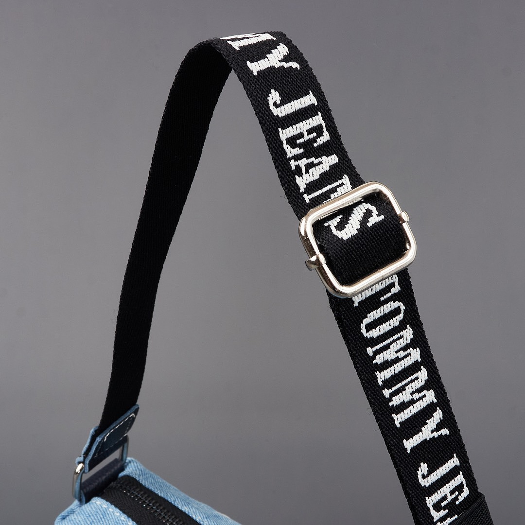 Tommy Hilfiger Tommy Jeans Denim Shoulder Bag · A3469 — תמונה 10