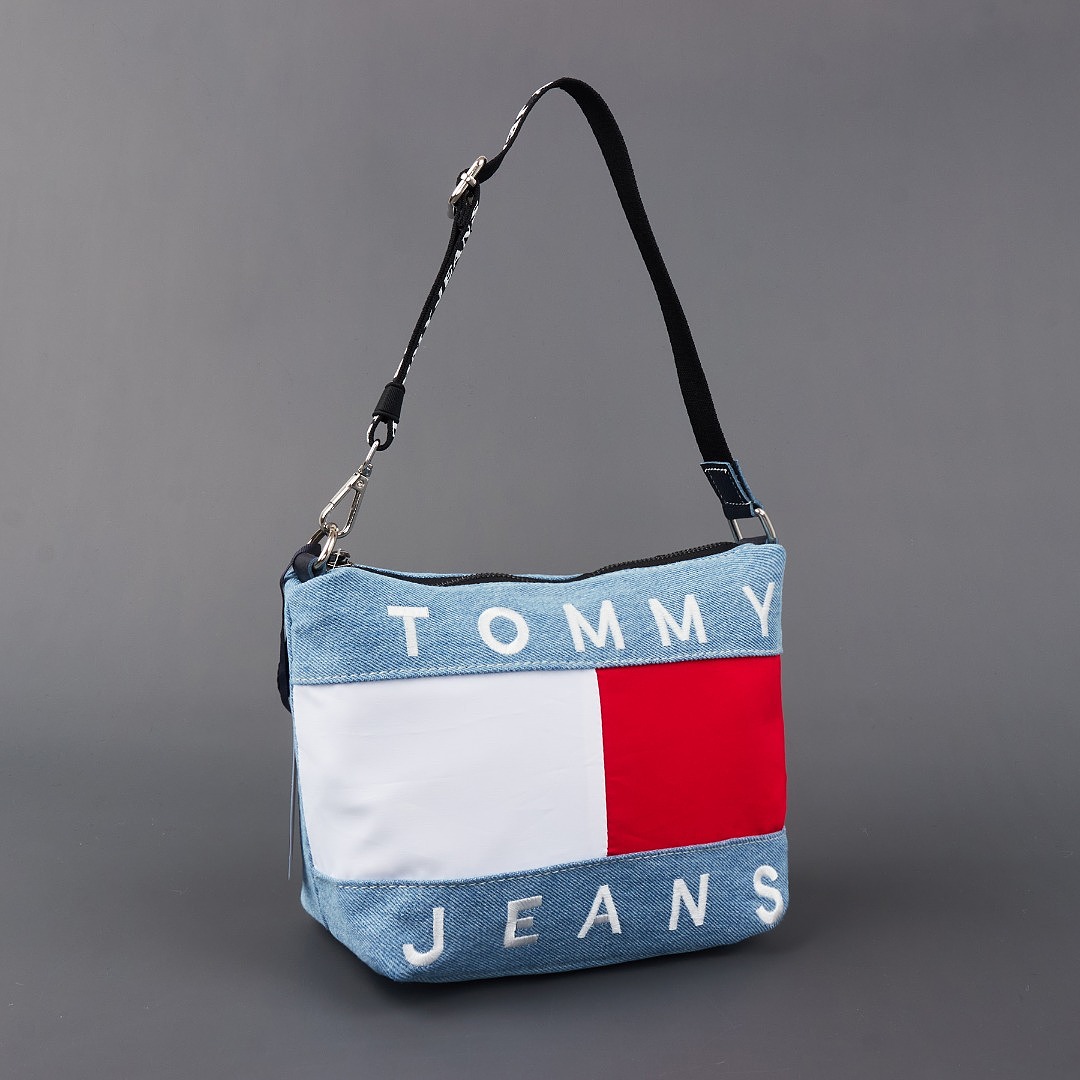 Tommy Hilfiger Tommy Jeans Denim Shoulder Bag · A3469 — תמונה 11