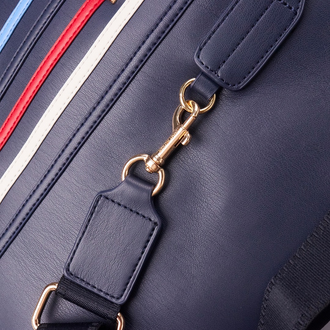 Tommy Hilfiger Signature Stripe Tote · A3340 — תמונה 12