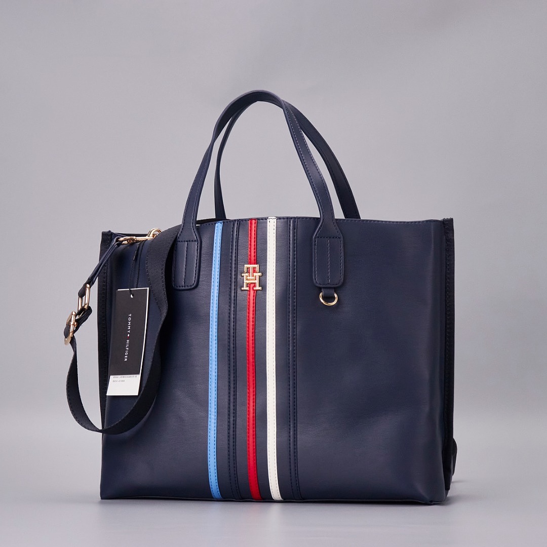 Tommy Hilfiger Signature Stripe Tote · A3340 — תמונה 15
