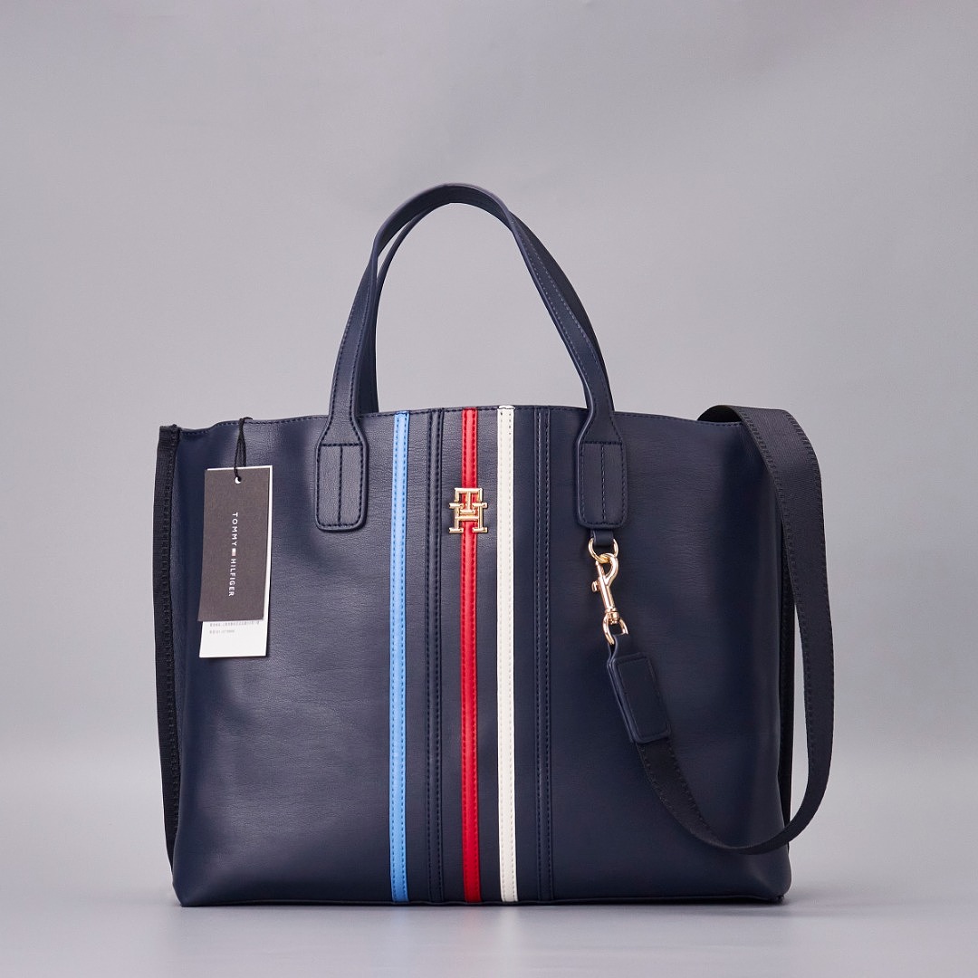 Tommy Hilfiger Signature Stripe Tote · A3340 — תמונה 16