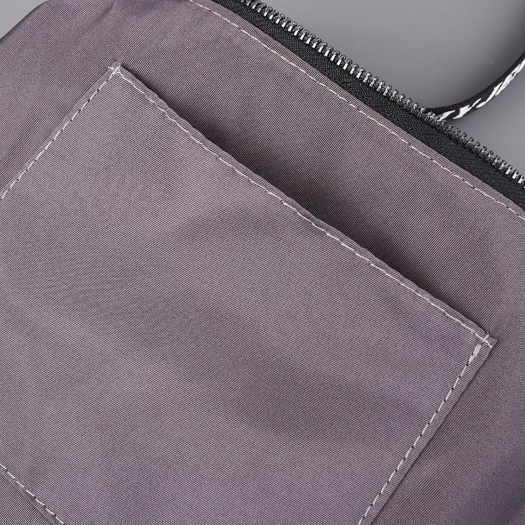 Tommy Hilfiger Tommy Jeans Denim Shoulder Bag · A3469 — תמונה 4