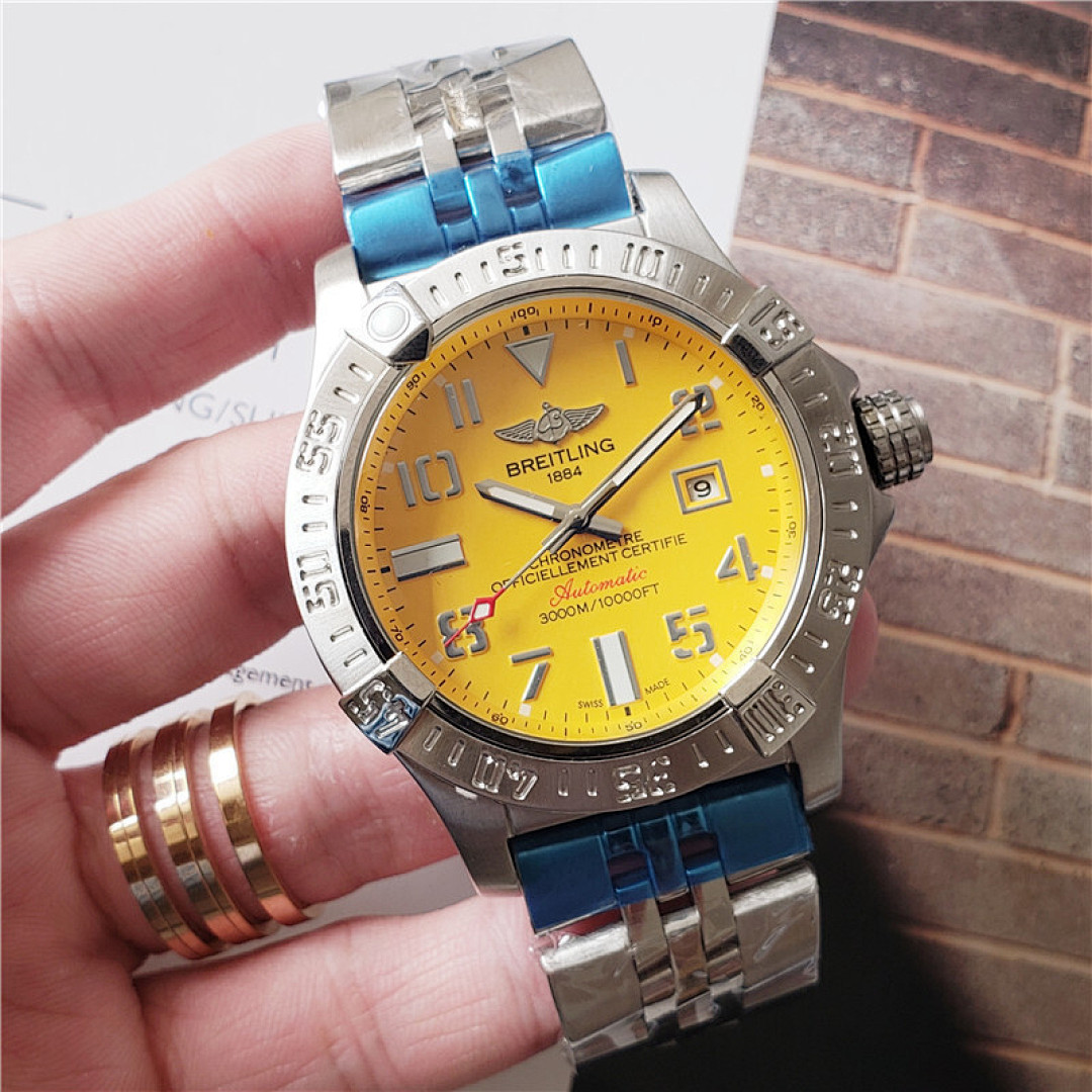 Breitling HE7690