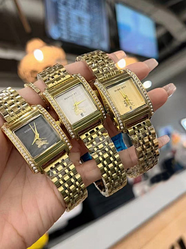 BBW4 Burberry