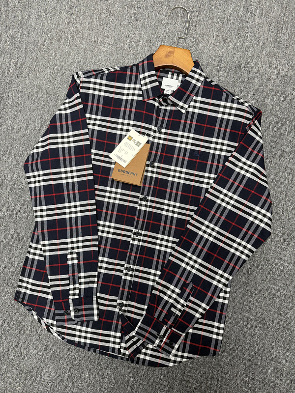 Burberry Simpson Checked Cotton Shirt · A3250 — תמונה 17
