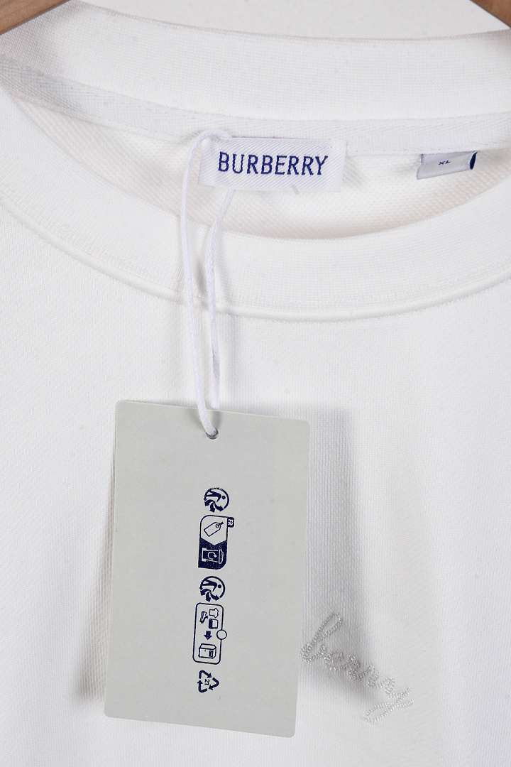 Burberry Check Cursive Logo Cotton Sweatshirt · A3348 — תמונה 10