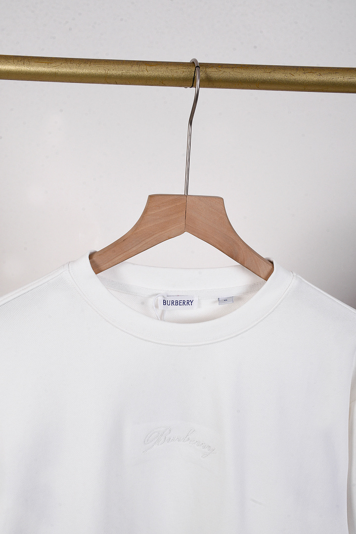 Burberry Check Cursive Logo Cotton Sweatshirt · A3348 — תמונה 14