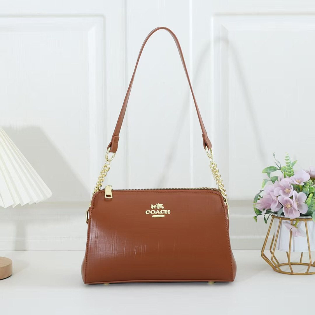 coach KC8861
