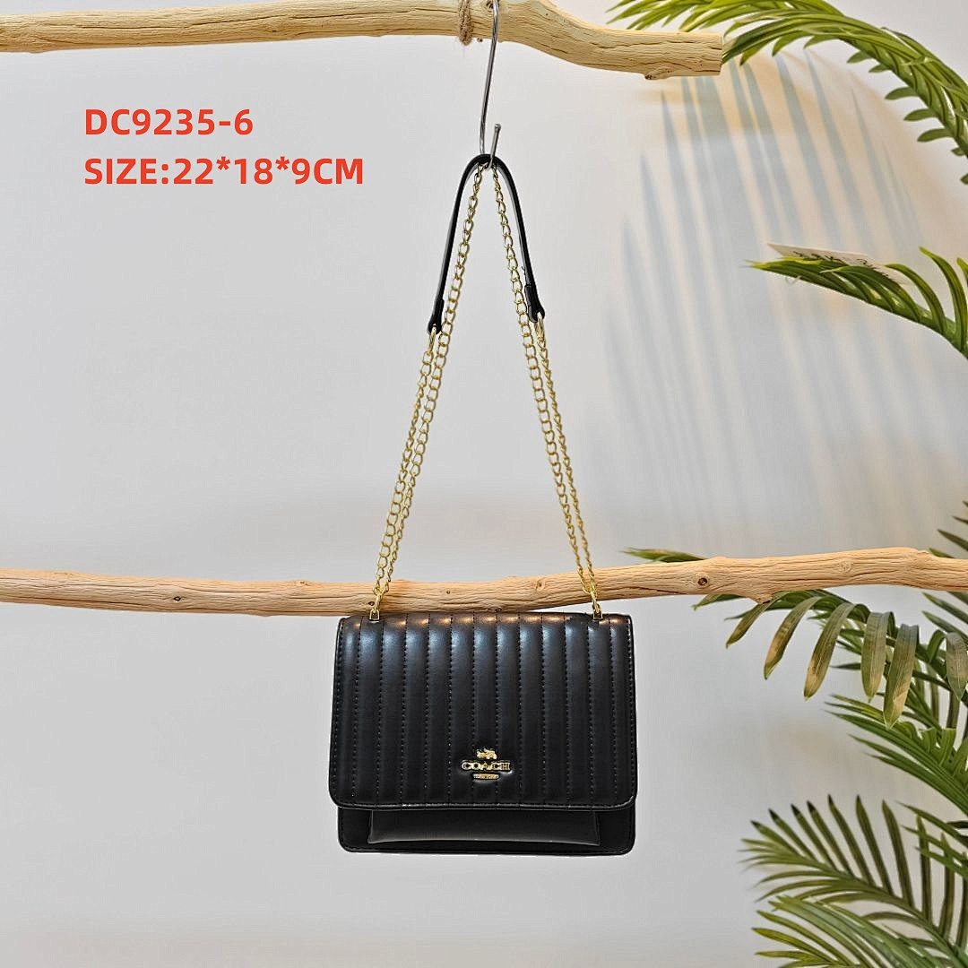coach DC9235